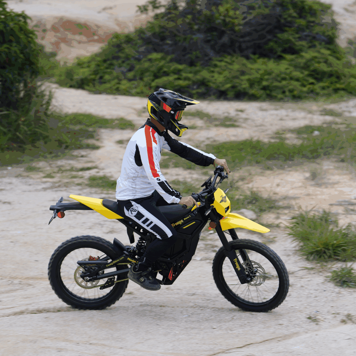 Freego Nova 5 | 8000W Peak 72V 40Ah Mid-Drive Off-Road Electric Dirt Bike
