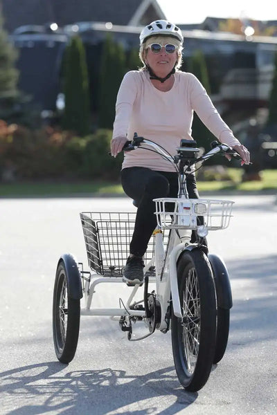 BUZZ CERANA T WHITE Electric Trike