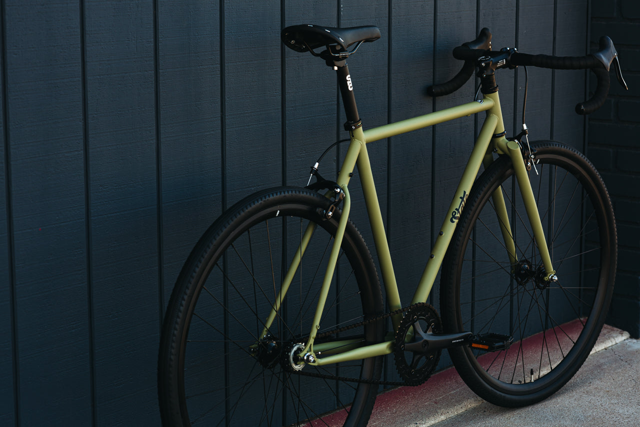 STATE BICYCLE CO. 4130 - Matte Olive (Fixed Gear / Single-Speed)