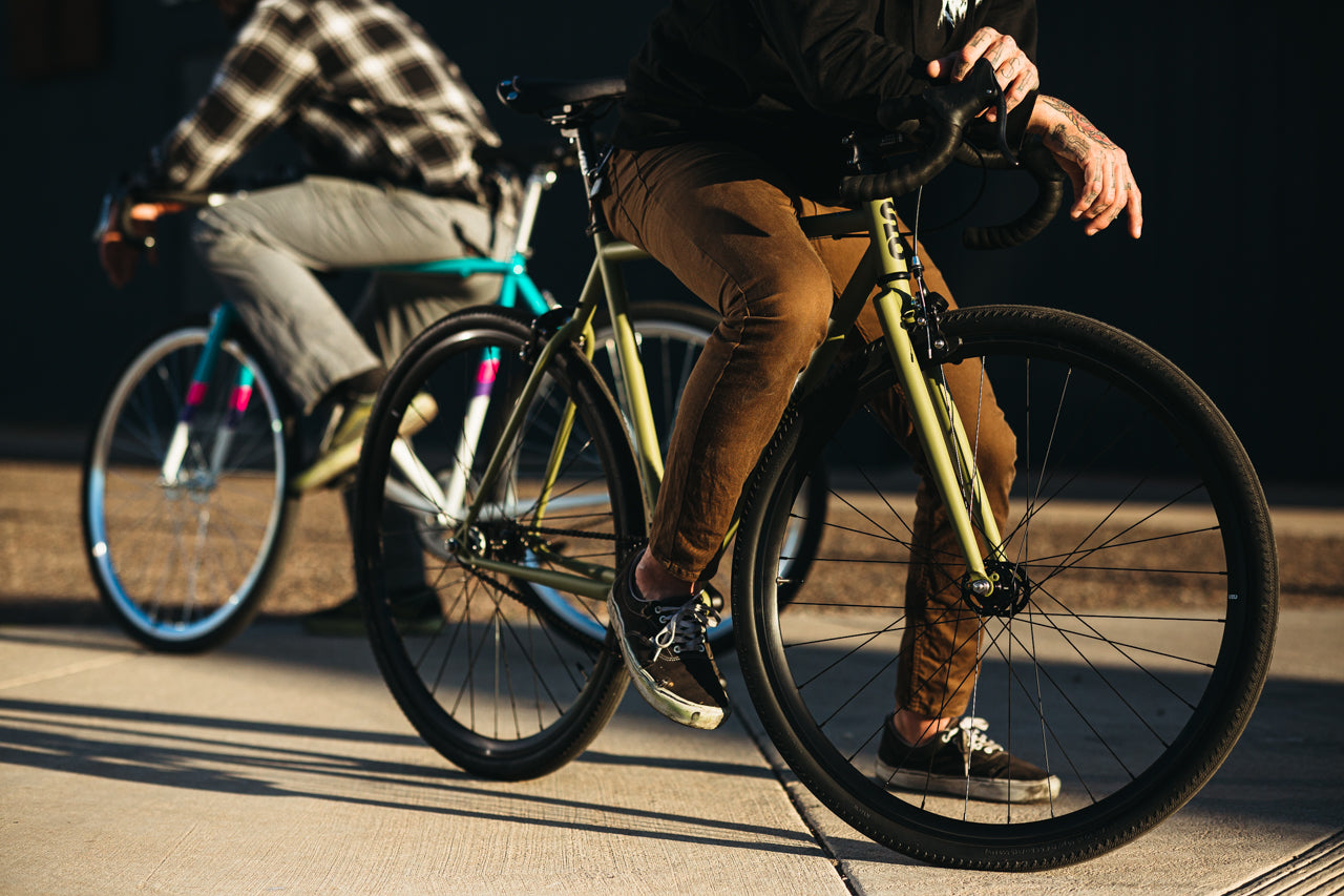 STATE BICYCLE CO. 4130 - Matte Olive (Fixed Gear / Single-Speed)